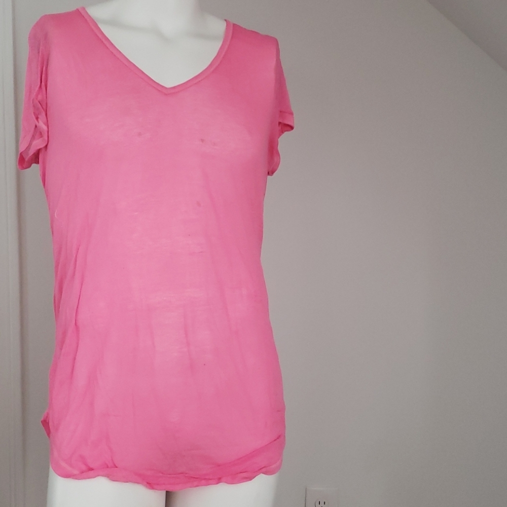 Mudd pink t- shirt size xl